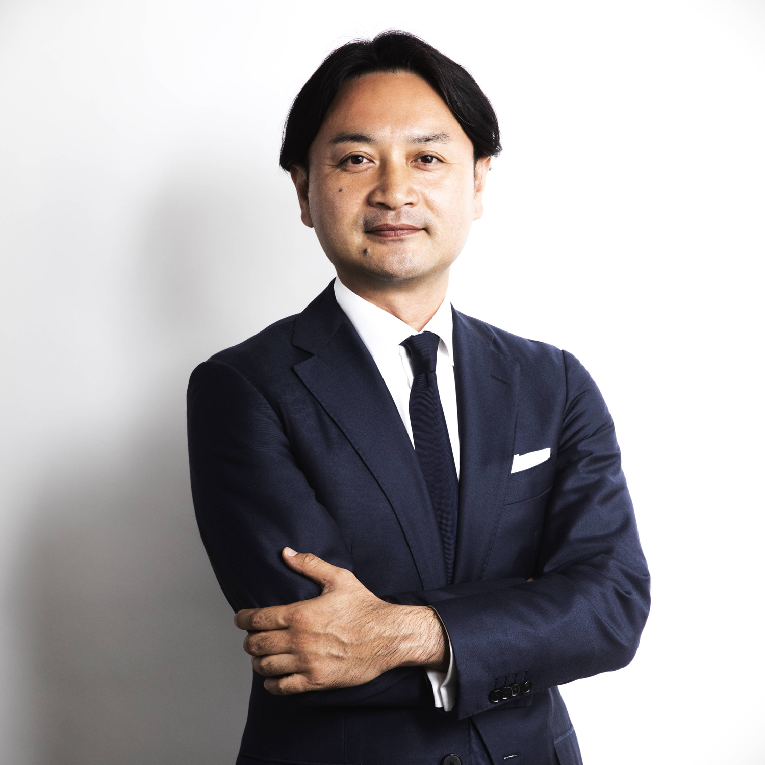 総合ディレクター 白井良邦 Yoshikuni SHIRAI